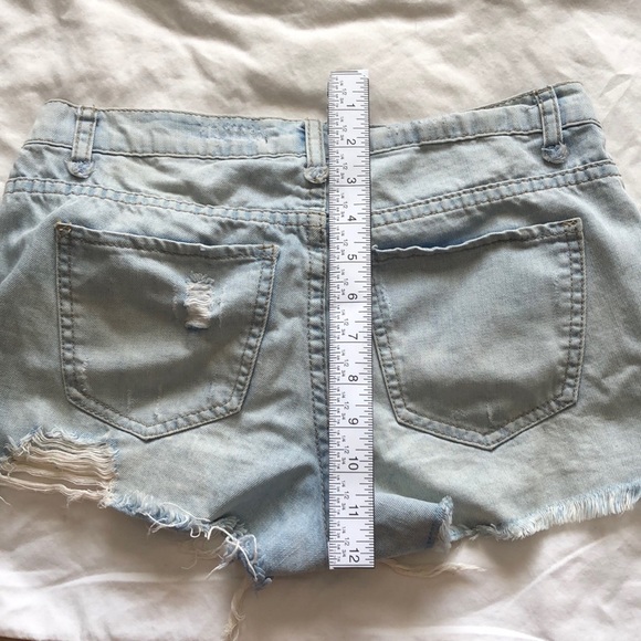 F21 High Rise Shorts - Picture 4 of 4